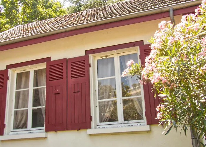La Petite Maison מלון דירות 3*